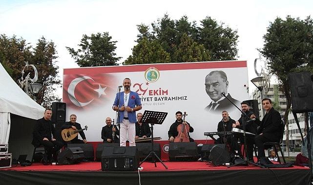 Ege Üniversitesinden “Atatürk'ü Anma Konseri" Ege Üniversitesinden “Atatürk'ü Anma Konseri"