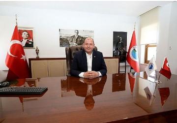 Menderes Belediyesi'nden Çocuklara Yarıyıl Hediyesi