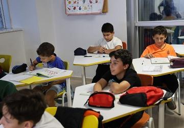 Kartepe Genç Akademi'de Eğitimler Başladı