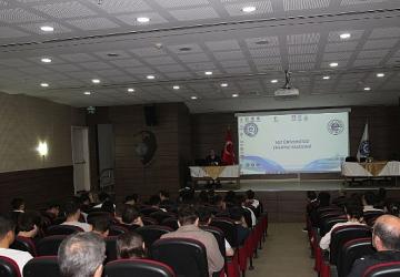 EÜ'de “Atatürk'ün Barış Politikası" konuşuldu