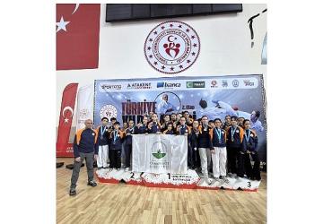 Osmangazili Karateciler Madalyaya Doydu