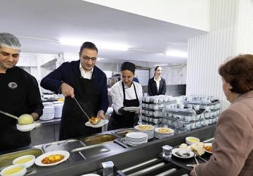 Balçova'da Dayanışmanın Adresi: Kent Lokantası 1 Yaşında