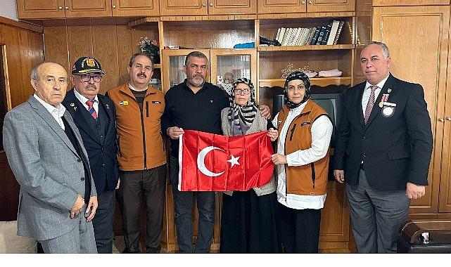 Konya Büyükşehir Öğretmenler Günü'nde Şehit Öğretmenleri Unutmadı