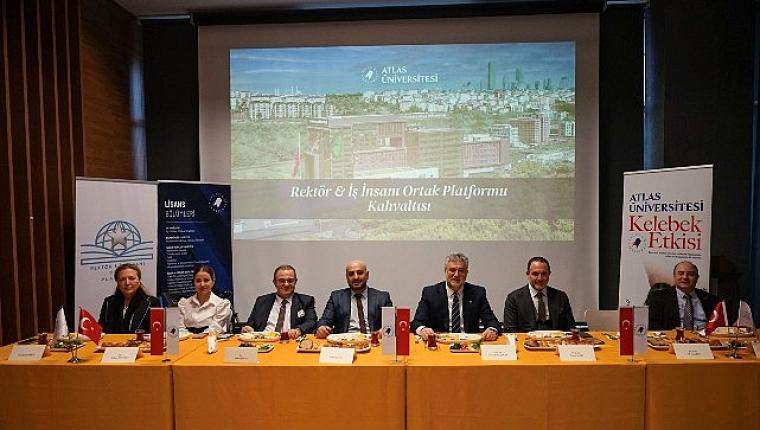 Üniversite ile iş dünyası güçlerini birleştirmeli