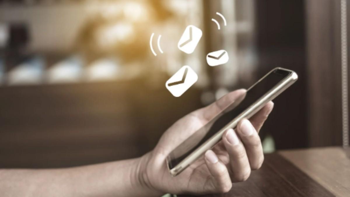 Tütünle mücadelede yeni uygulama: Sigara kullanımına SMS’li takip