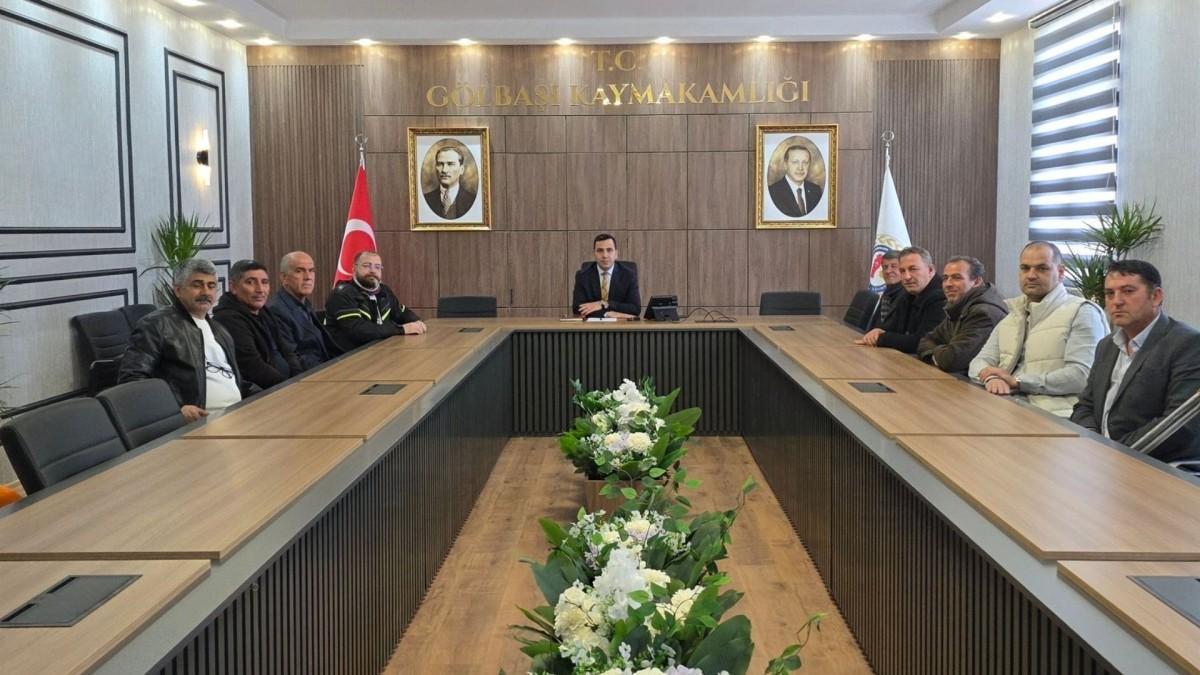Gölbaşı Kaymakamı Algın, muhtarlarla istişare toplantısı gerçekleştirdi
