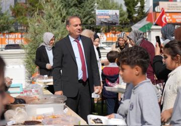 Adıyaman’da Gazze’ye destek kermesi devam ediyor