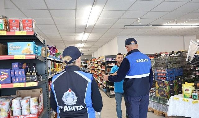 Kartepe'de Marketlerde Sıkı Denetim Kartepe'de Marketlerde Sıkı Denetim