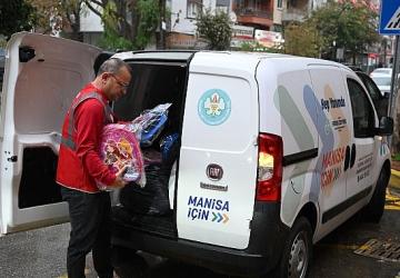 Manisa Büyükşehir'den 15 Bin Öğrenciye Çanta ve Kırtasiye Desteği