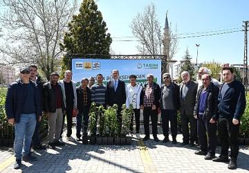 Başkan Altay: “Bu Yıl Çiftçimize 31.420 Meyve Fidanı Desteğinde Bulunduk"