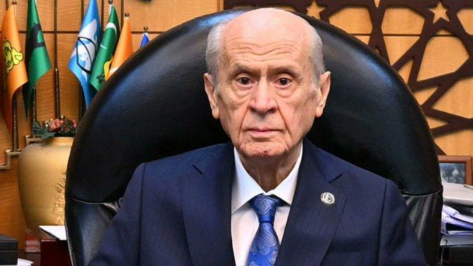 Bahçeli’den ‘TRÇ İttifakı’ vurgusu: ‘Türkiye’nin her iki yöne bakma zamanı gelmiştir’ Bahçeli’den ‘TRÇ İttifakı’ vurgusu: ‘Türkiye’nin her iki yöne bakma zamanı gelmiştir’