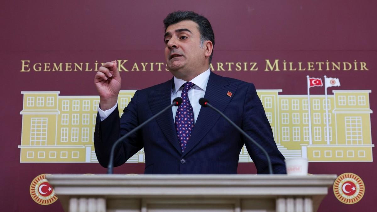 CHP Sözcüsü Emre: ‘Partililerin iradesine dayanmayan hiçbir yönetimin meşruiyeti yoktur’ - Videolu Haber