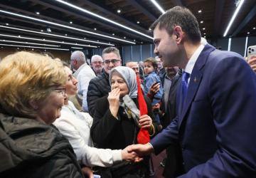 Bakan Kurum: ‘Deprem bölgesinde saatte 23, günde 550 konut üretiliyor’