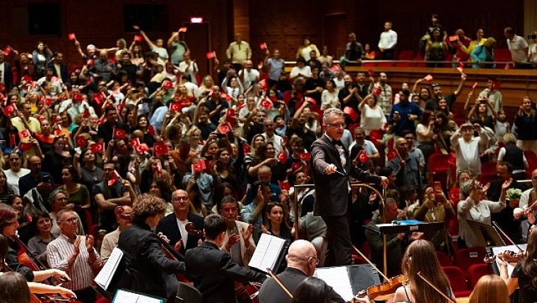 Narlıdere Belediyesi Çocuk Senfoni Orkestrası'ndan AASSM'de Büyüleyici 23 Nisan Konseri