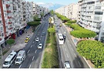 100. Yıl Bulvarı'nda 5. etap asfalt çalışması tamamlandı