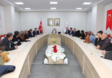 Vali Varol, iş arayan vatandaşları kabul etti