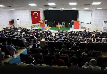 'Meraklı Civciv' Kartepe'de Sahne Aldı