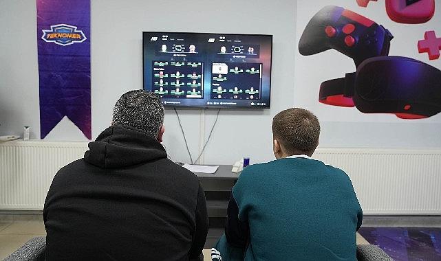 Dijital futbol tutkunları Teknomer'de buluştu