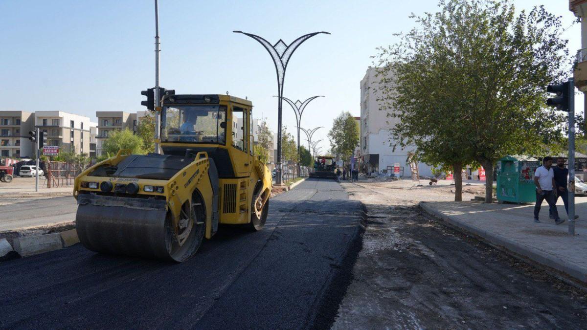Karapınar Mahallesi’nde altyapı tamamlandı, asfalt çalışmaları başladı - Videolu Haber Karapınar Mahallesi’nde altyapı tamamlandı, asfalt çalışmaları başladı - Videolu Haber