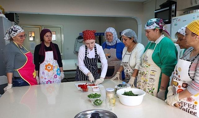 Bucalı Kadınlar Evka-1 Semt Evi'nde Dünya Mutfağıyla Buluşuyor