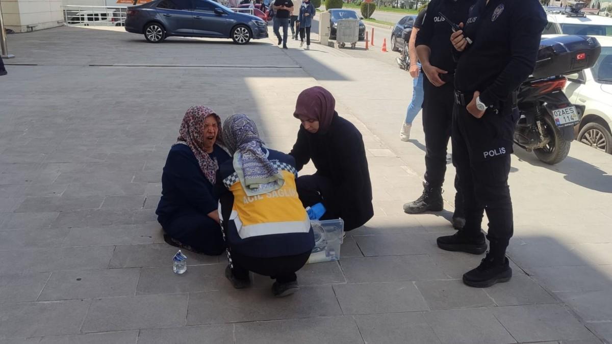 Adıyaman’da depremzede kadın hak mahrumiyeti iddiasıyla eylem yaptı - Videolu Haber
