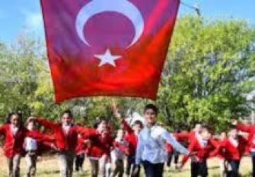 23 Nisan iptal mi oldu, 22 Nisan öğleden sonra tatil mi olacak? Kutlamaların son durumu nedir?