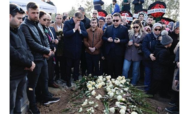 Gülşah Durbay gözyaşları eşliğinde toprağa verildi