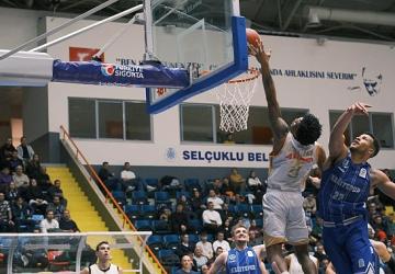 Büyükşehir Taraftarı Önünde Güldü