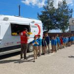 Adıyaman’da Kızılay’dan öğrencilere çorba, vatandaşlara yemek desteği