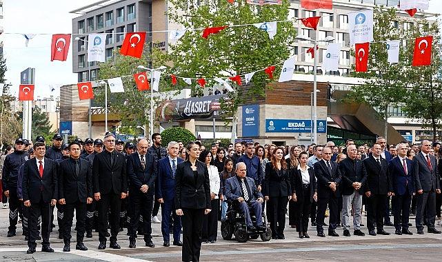 Antalya Büyükşehir Belediyesi Ata'sını saygı ve özlemle andı