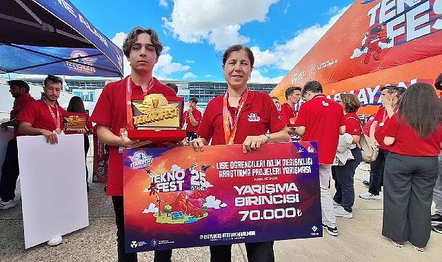 İzmir Fen Lisesi Öğrencisi, TEKNOFEST 2025'te Türkiye Birincisi Oldu İzmir Fen Lisesi Öğrencisi, TEKNOFEST 2025'te Türkiye Birincisi Oldu