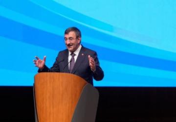 Cevdet Yılmaz: ‘Enflasyonla mücadeleyi kararlılıkla sürdüreceğiz’