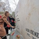 Konak'tan usta şairlere vefa: Nazım Hikmet ve Ahmed Arif Konak'ta anılacak
