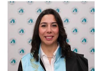 Her gebenin kendi özel ebesi olmalı!