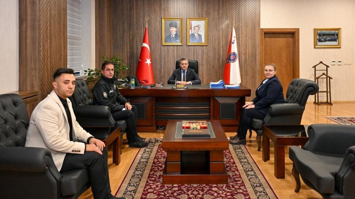 İl Emniyet Müdürü Nazman, personelle birebir görüşmeye devam ediyor