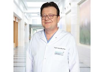 Derin beyin simülasyonu Parkinson'da zamanı geriye sarabilir