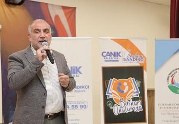 Başkan Sandıkçı, "3 yıldır kesintisiz şekilde, herhangi bir özel koşul olmadan, tüm öğrencilere burs desteği sağlayan tek belediyeyiz"