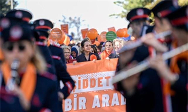 Kadına şiddete karşı “turuncu" yürüyüş