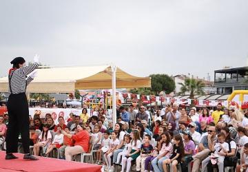 Burhaniye'de 23 Nisan Ruhuna Yakışır Kutlama