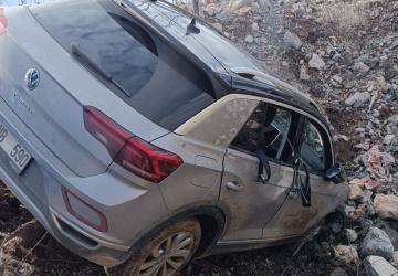 Otomobil şarampole devrildi: 4 yaralı