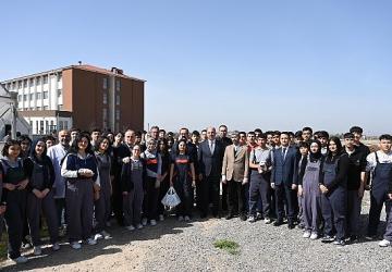 Milletvekili Baykan ve Başkan Altay Lise Öğrencileriyle Buluştu