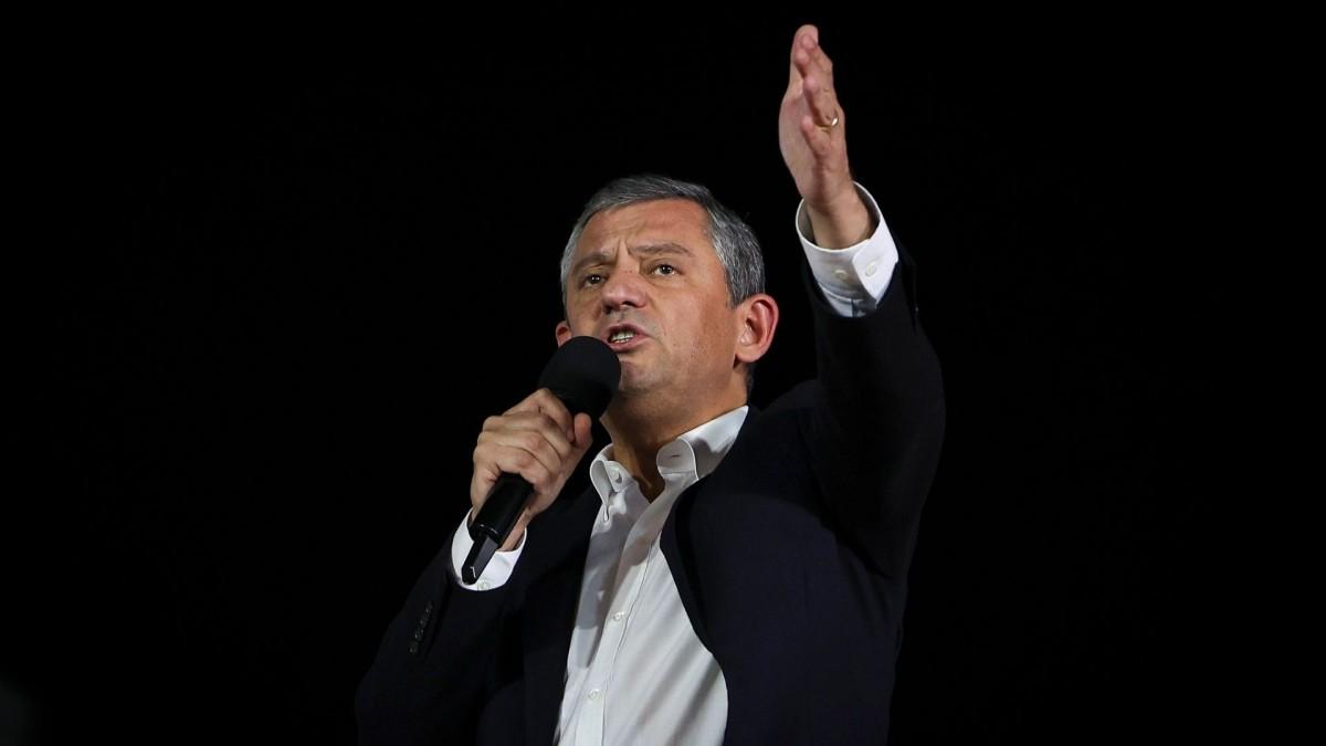 Özel’in '5,5 Milyonluk Kırmızı Kart Bahisi' İddiası: Başsavcılık Resen Soruşturma Başlattı Özel’in '5,5 Milyonluk Kırmızı Kart Bahisi' İddiası: Başsavcılık Resen Soruşturma Başlattı