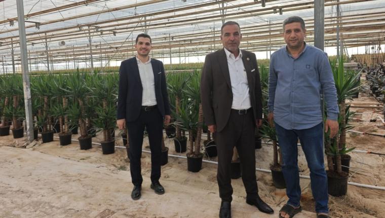 Turan Yıldırım’dan Kahta’daki süs bitkileri serasına ziyaret