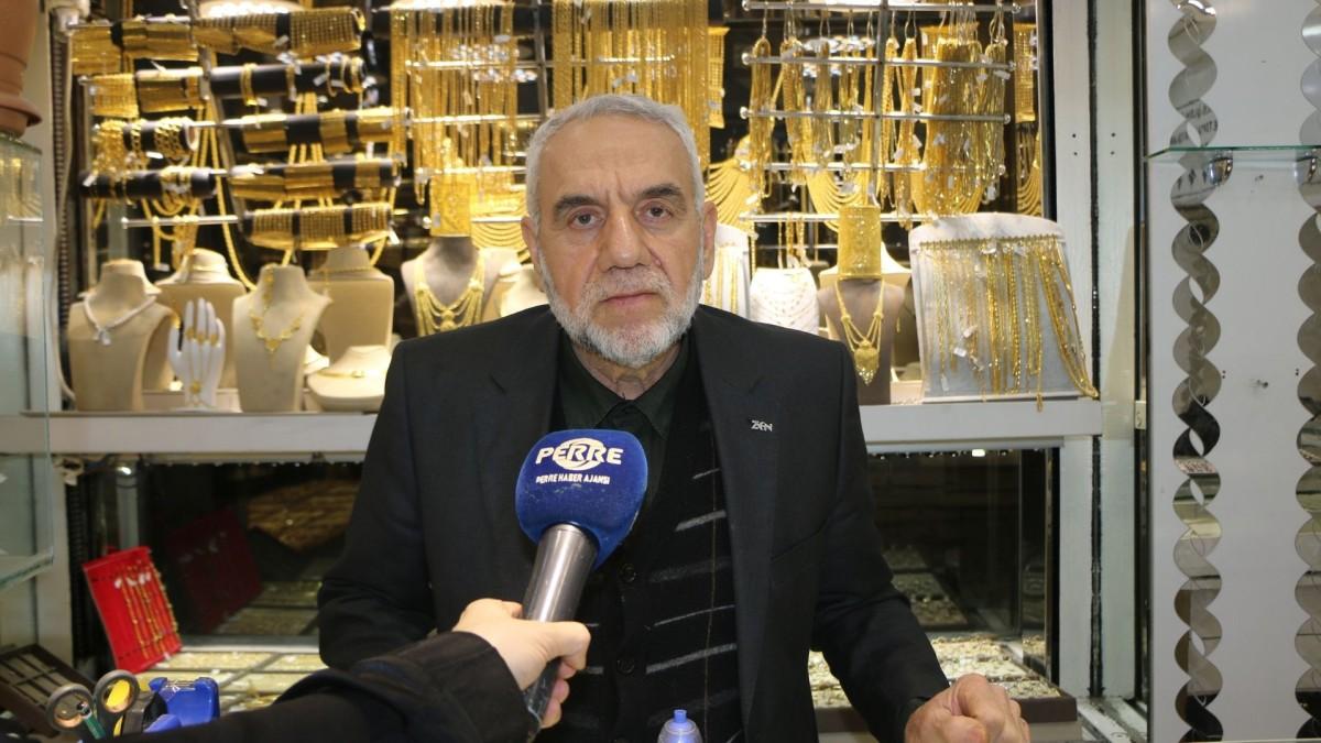 Kuyumcu esnafı İbrahim Dolma’dan altın uyarısı: ‘Önümüzdeki günlerde, fiyatlarda yükseliş görebiliriz’ - Videolu Haber