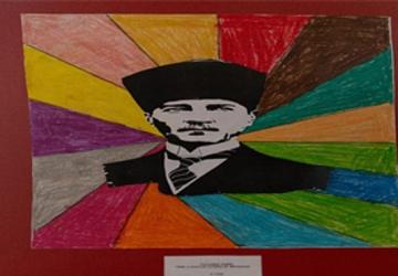 Sevginin en saf hali küçücük ellerde sergiye dönüştü