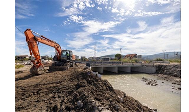 Yarımada'daki derelerden 100 bin ton malzeme çıkarıldı