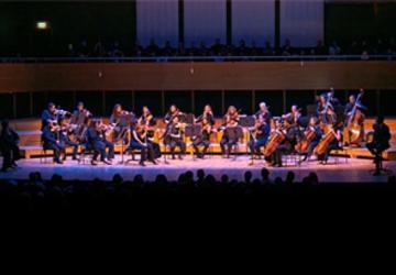 İzmir'de Ata'ya özlem notalarla yankılandı