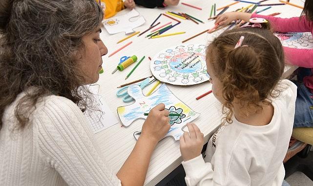 Kadıköy'de Çocuklar Yarıyıl Şenliğinde Buluşuyor