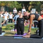 Karşıyaka Belediyesi'nden 14 Şubat'a özel yoga etkinliği