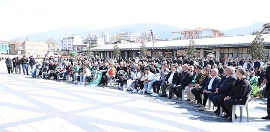 Osmangazi Meydanı'nda Bursaspor Coşkusu Zirve Yaptı